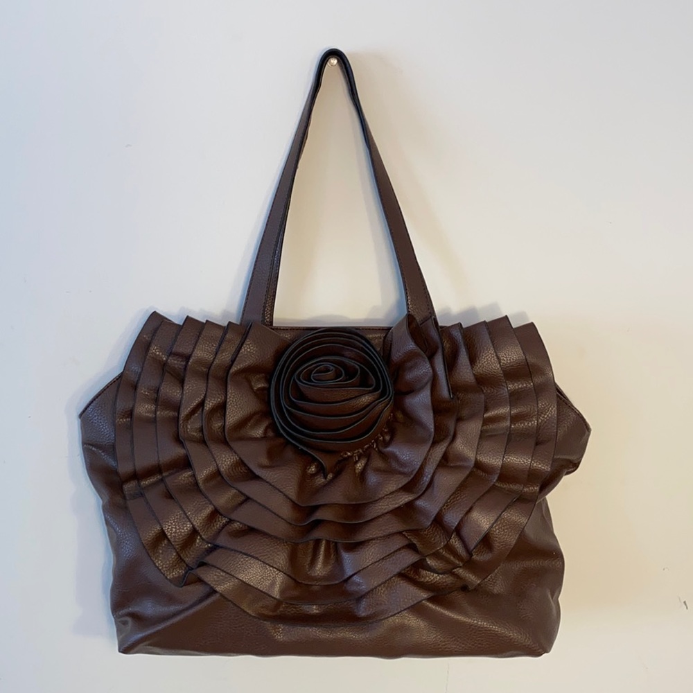 New Black Rivet beautiful handbag